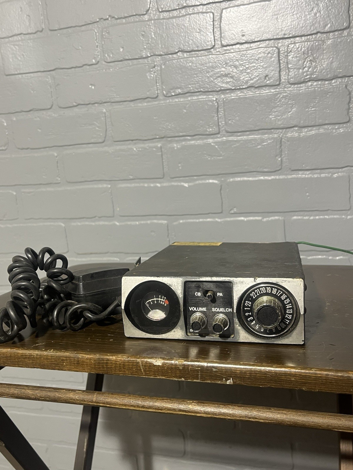 Vintage KRACO KCB-1300 CB Radio Mobile With Mic. Good Condition