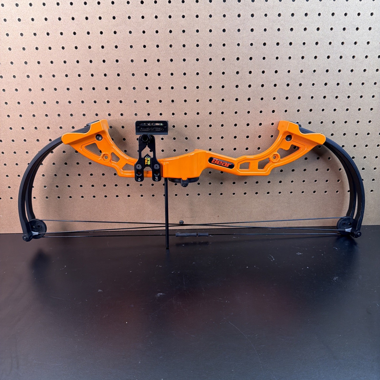 Bear Archery Brave Bow Orange W/ Tru Glo
