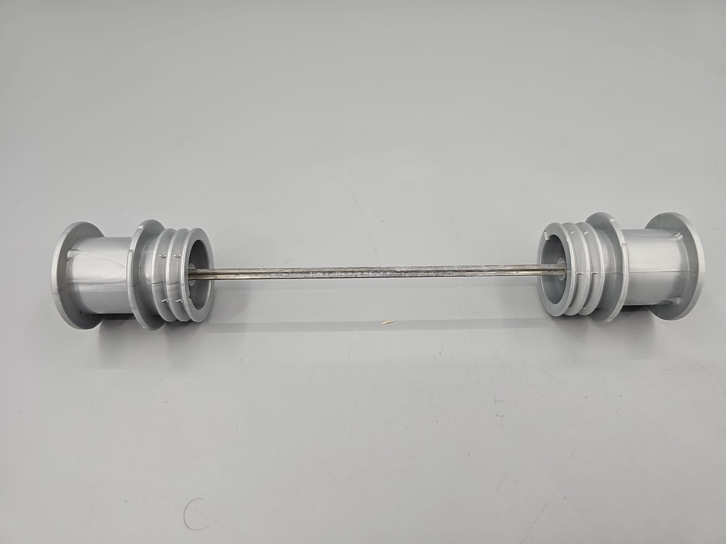 Pain of Vintage Fisher Price Construx Silver Wheel Rim With Axel Bar
