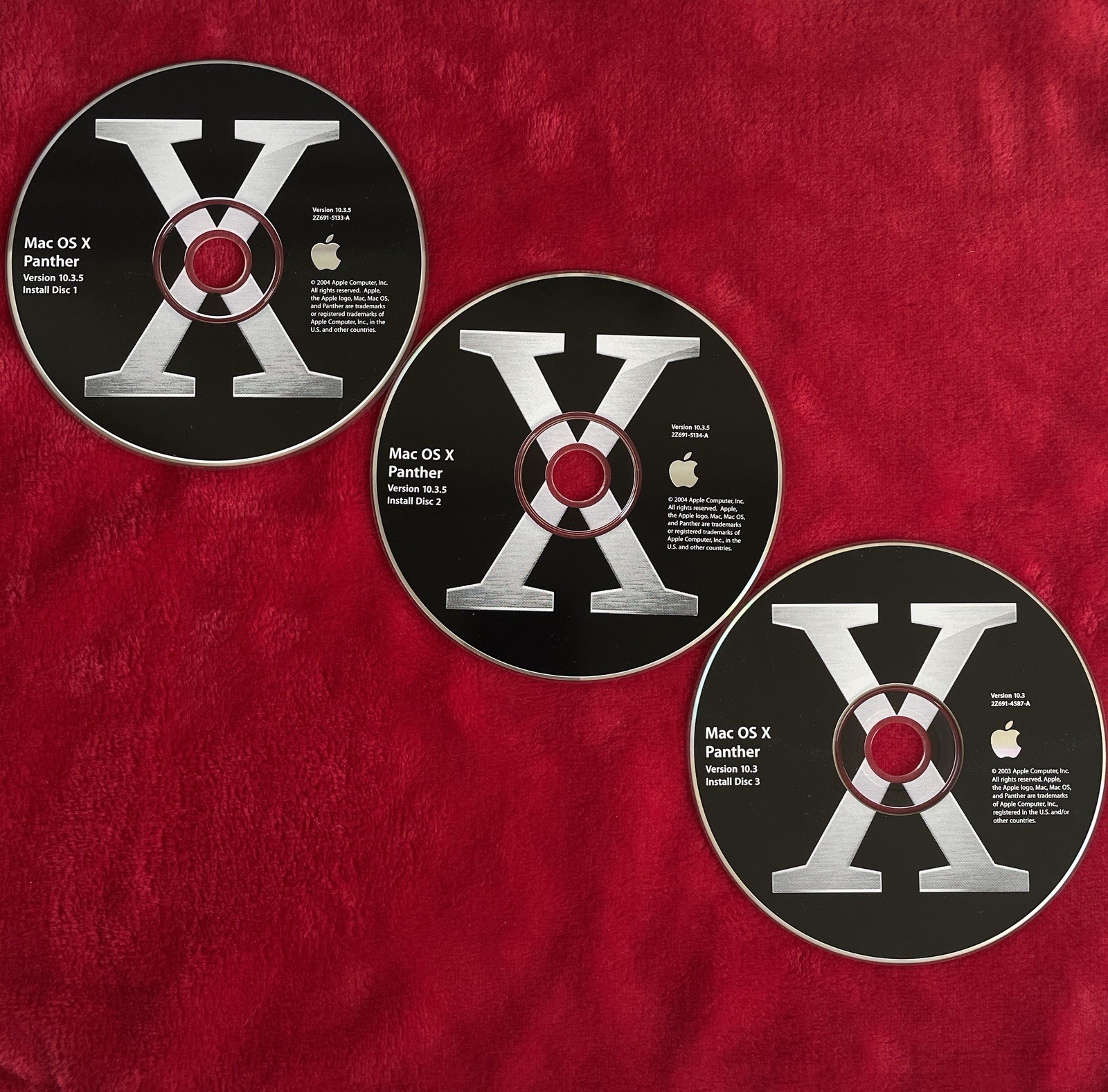 Apple Mac OS X Panther Version 10.3.5 Complete Install Disc Set 2004