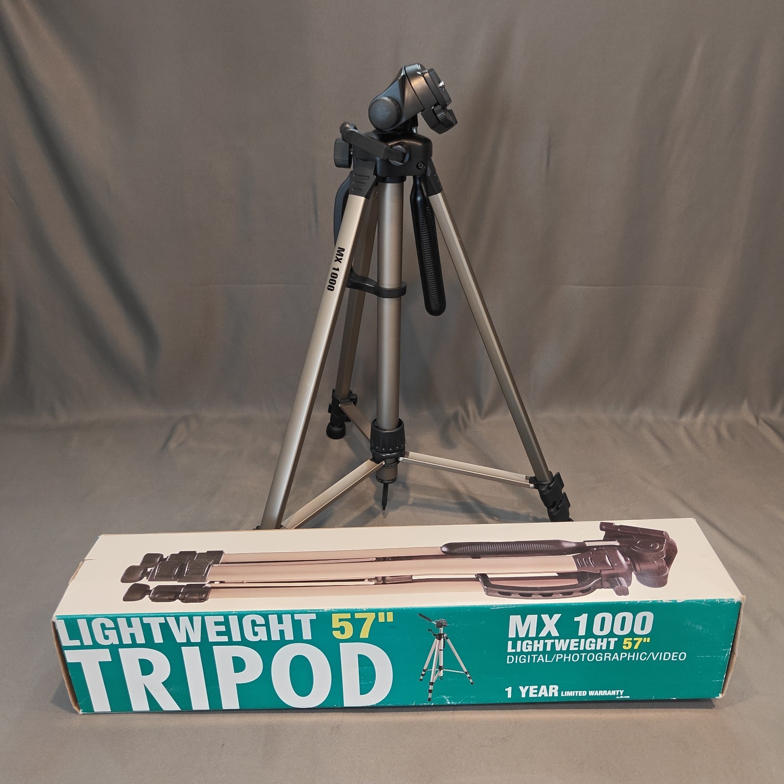 MX 1000 Lightweight 57” Adjustable Digital/Photographyic/Video Tripod