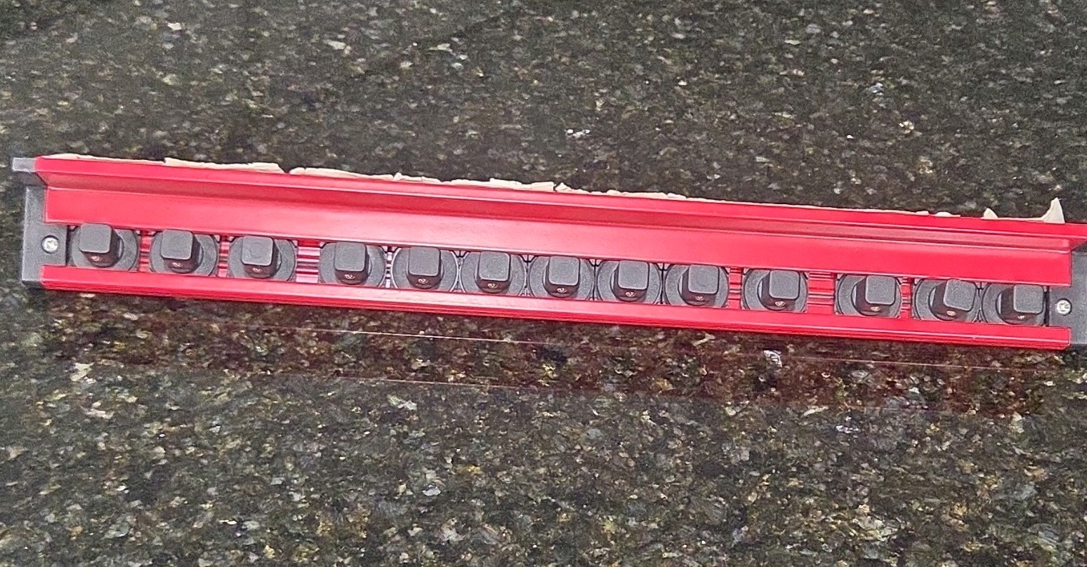 MATCO MLAS50VERT 1/2" Drive. Vertical Lock A Socket Holder