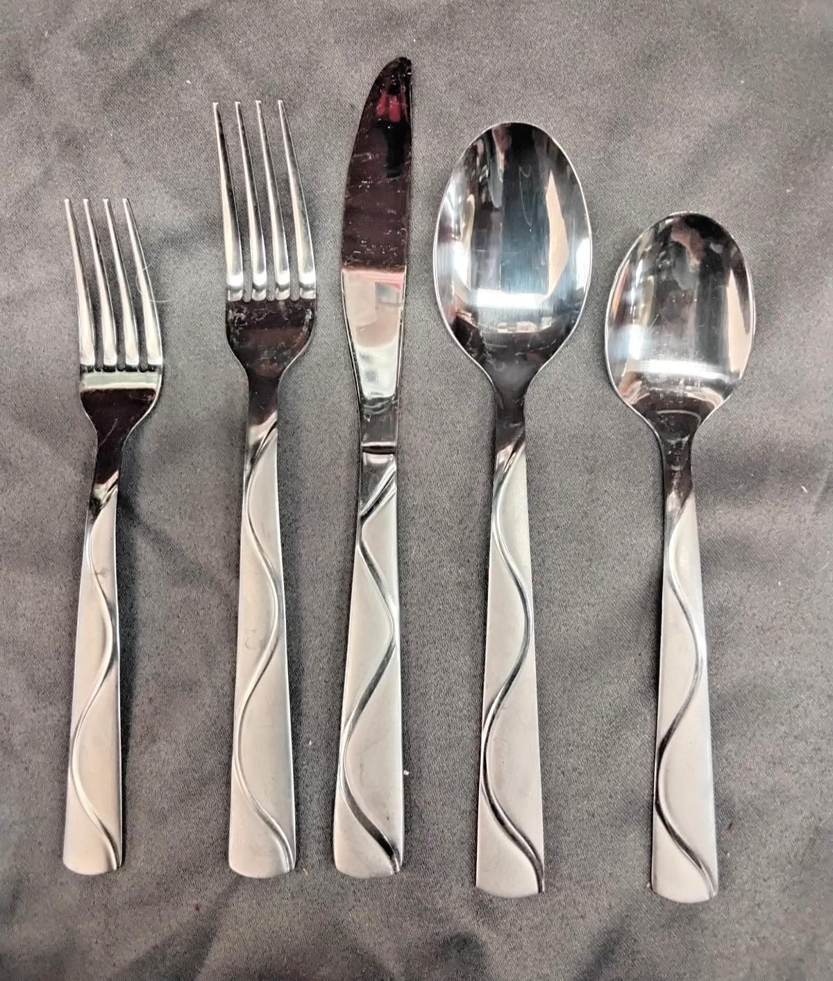 cambridge silver boa frost $7.50 shipping $3 each additional piece choice