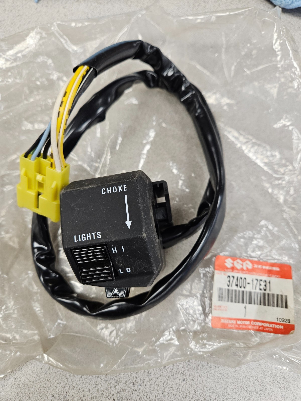 New OEM Suzuki Left Handle Switch 37400-17E31 FITS 96-99 600 Bandit, + MORE
