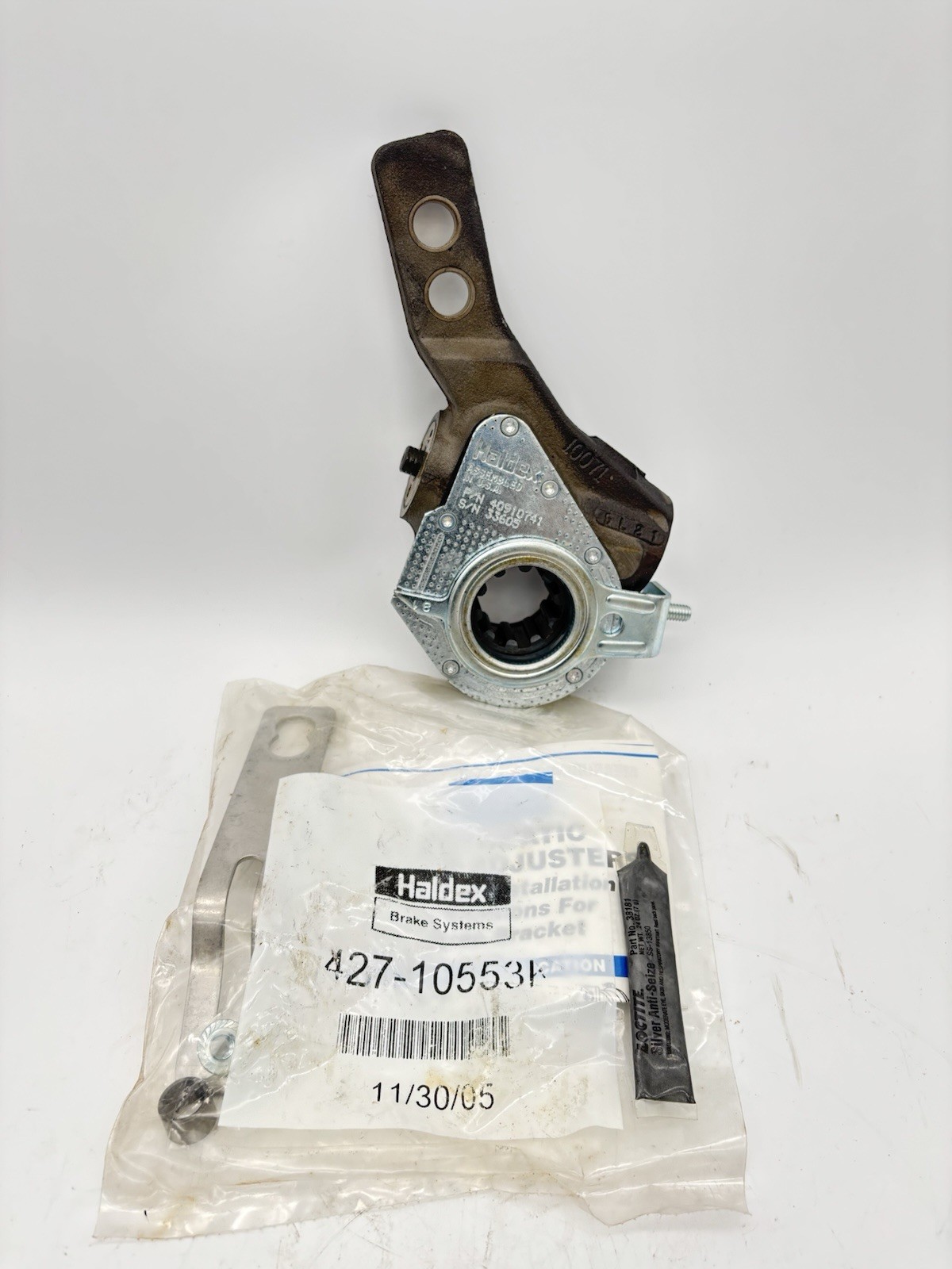 HALDEX 40010142 Auto Air Brake Adjuster, Spline 10-1.5", Arm Length 5", 6"  NOS