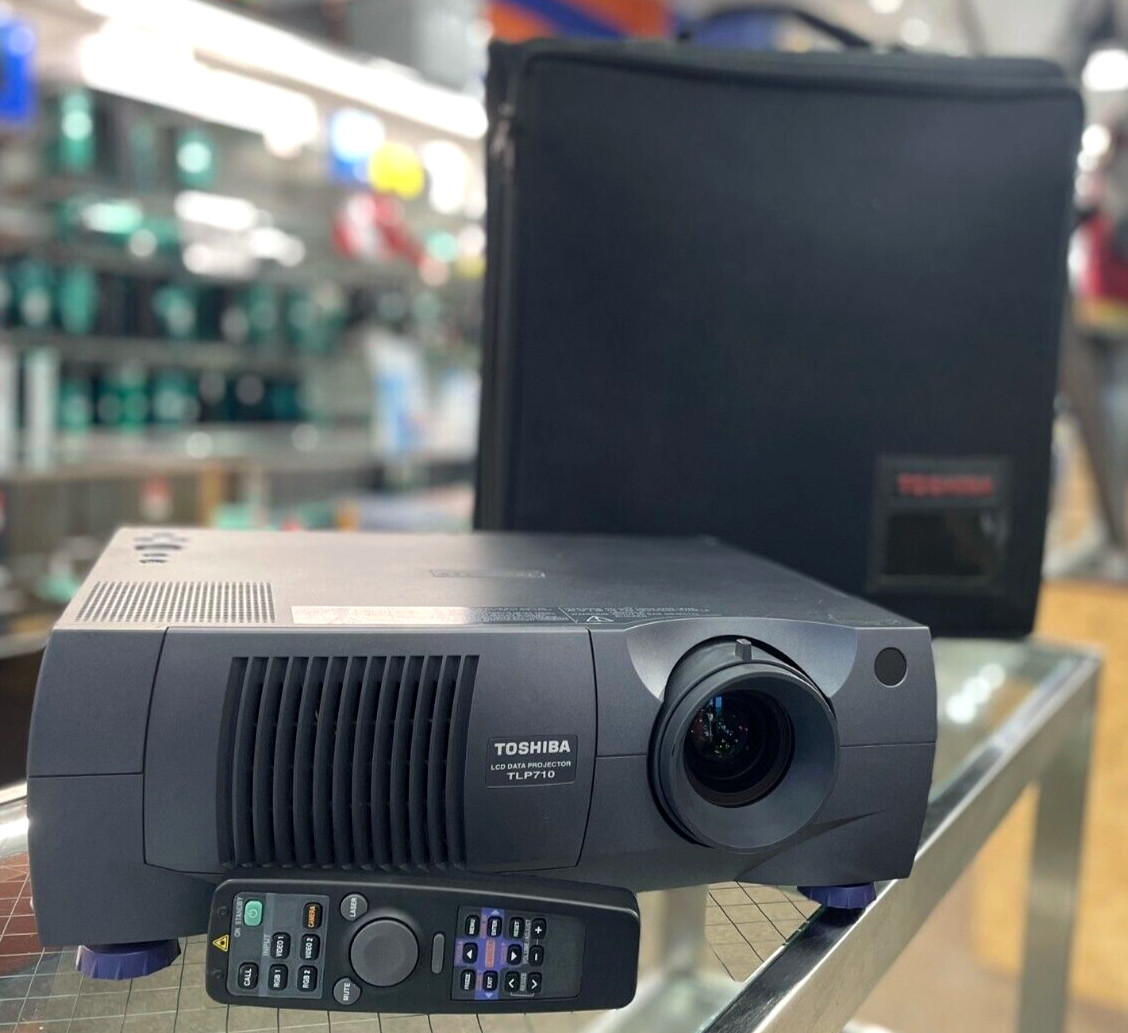 Toshiba TLP710 Professional Conference Room Projector