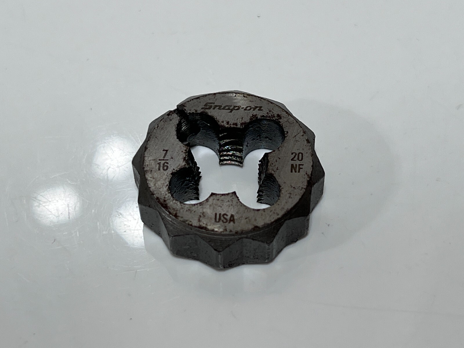 Snap-On Tools USA 7/16” 20NF Rethreading Die
