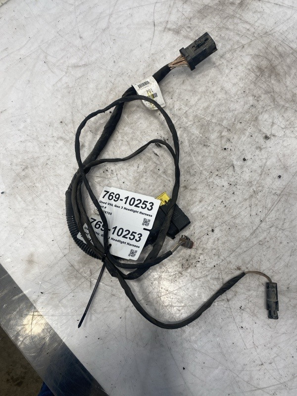 2020 Hood Misc Part 23278031 for Volvo VNL Gen 3 (769-10253)