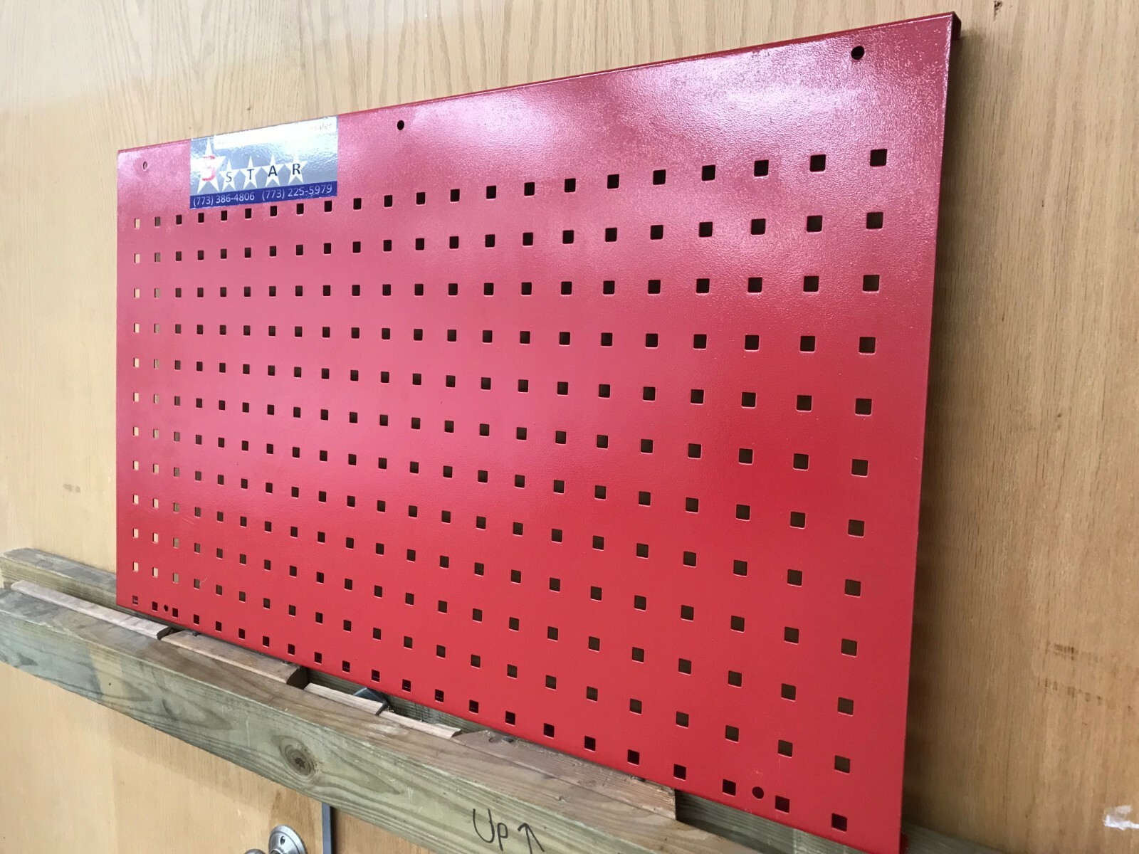 AUTO BODY FRAME MACHINE TOOL AND CLAMP BOARD WITH HANGERS!