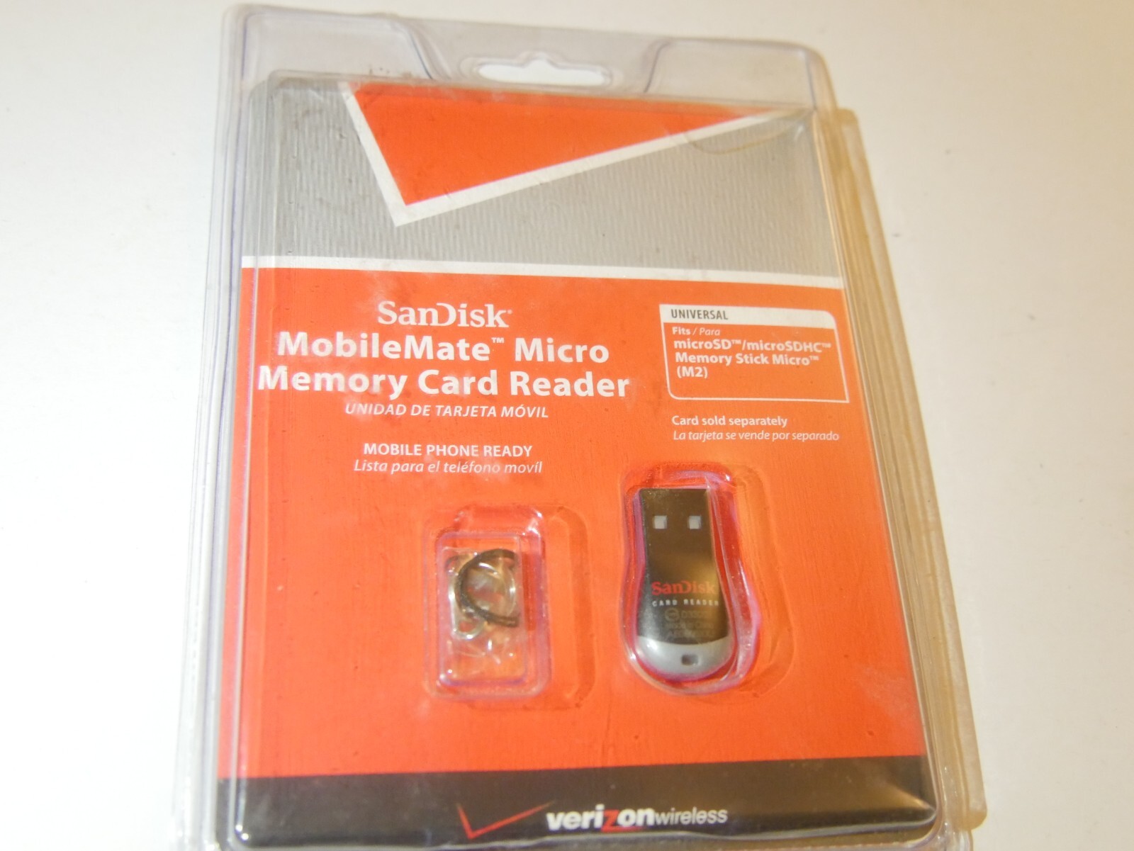 SanDisk MobileMate Micro Memory Card Reader SSDR-121S-V11M. New/Sealed
