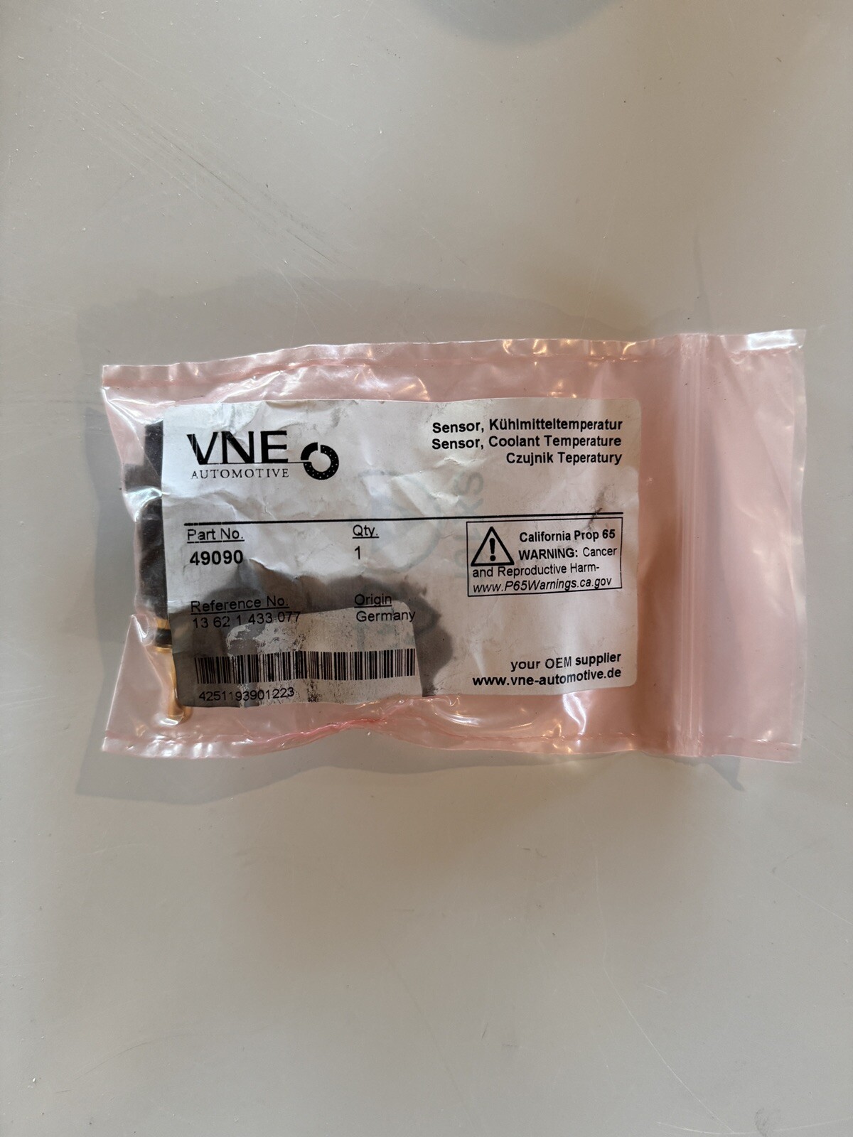 VNE 49090 Engine Coolant Temperature Sensor 13621433077 for BMW Mini NEW