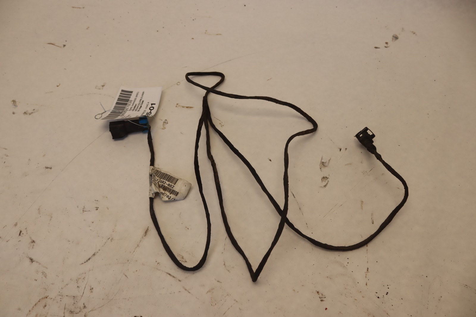 2018-2025 FREIGHTLINER CASCADIA 125 HVAC AUXILIARY JUMPER P4 WIRING HARNESS OEM