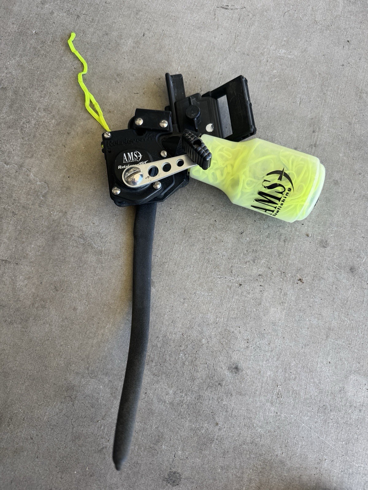 New AMS Bowfishing Retriever Pro Reel LH w/ 200 lb Line Bow Fishing