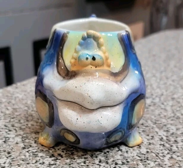 Unique Big Lipped Blue And Yellow Spotted Fish Planter Mug , Made In China