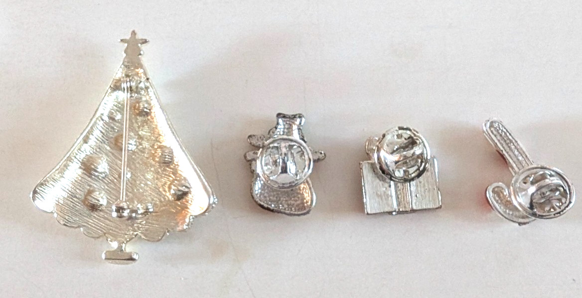 4 Christmas / Holiday Pins