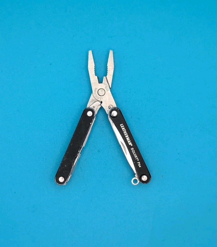 Leatherman SQUIRT PS4 Multi-Tool With Pliers Scissors Knife BLACK!