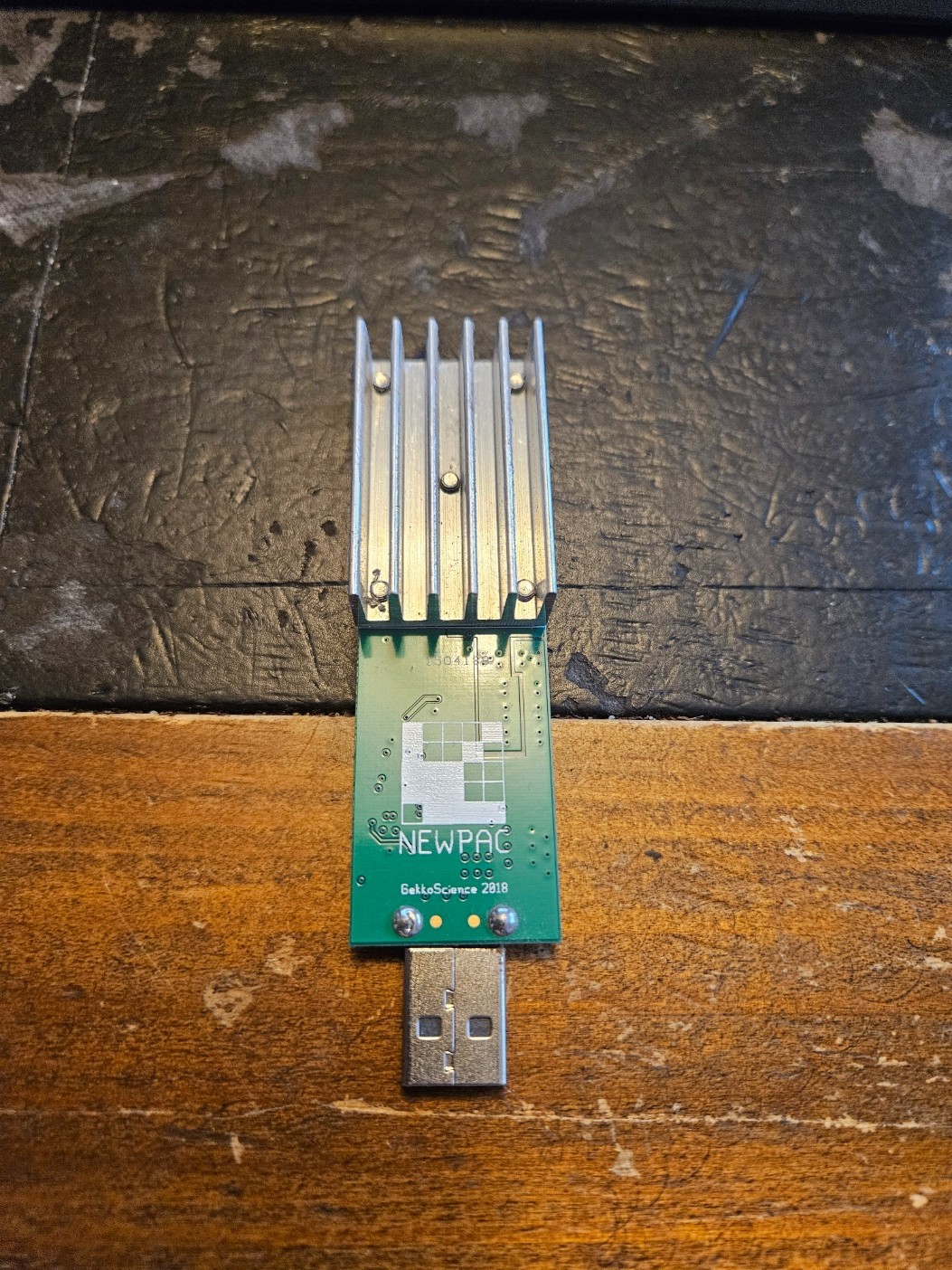 GekkoScience NewPac USB Bitcoin BTC Crypto Miner 1504188