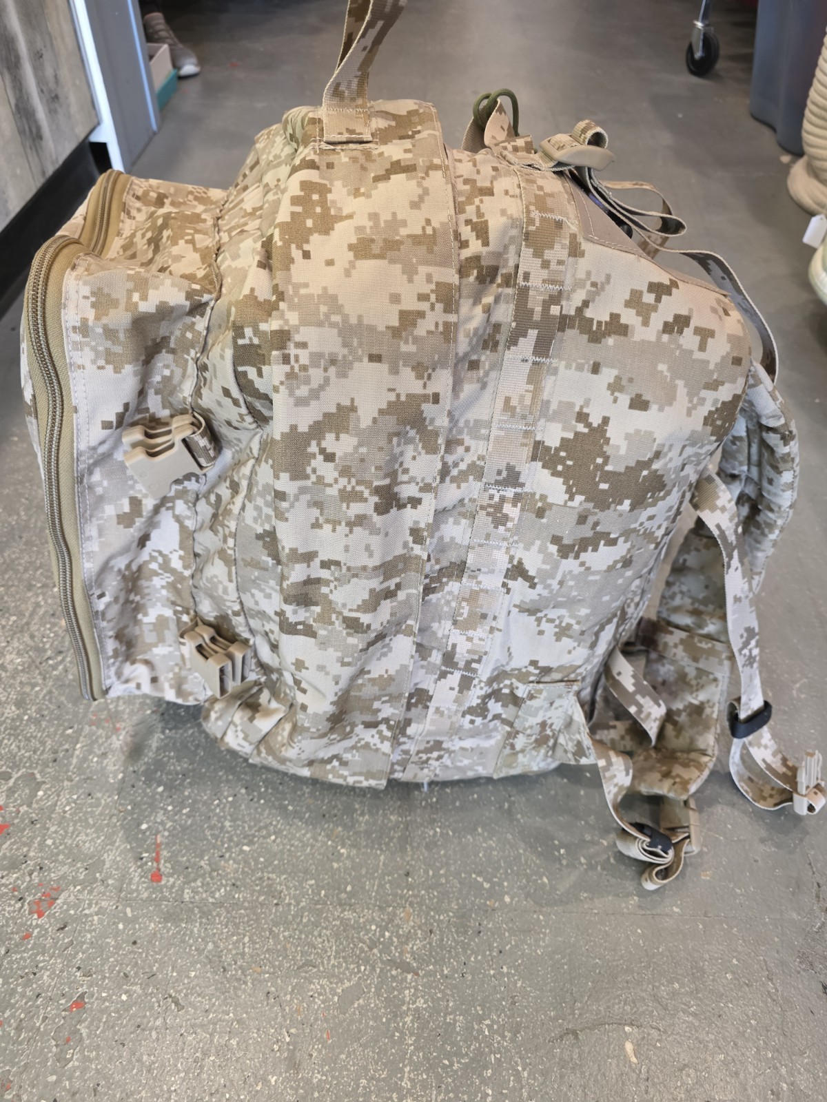 AOR1 Watershed Inflatable Dry Bag Backpack Navy Seal DEVGRU Diving