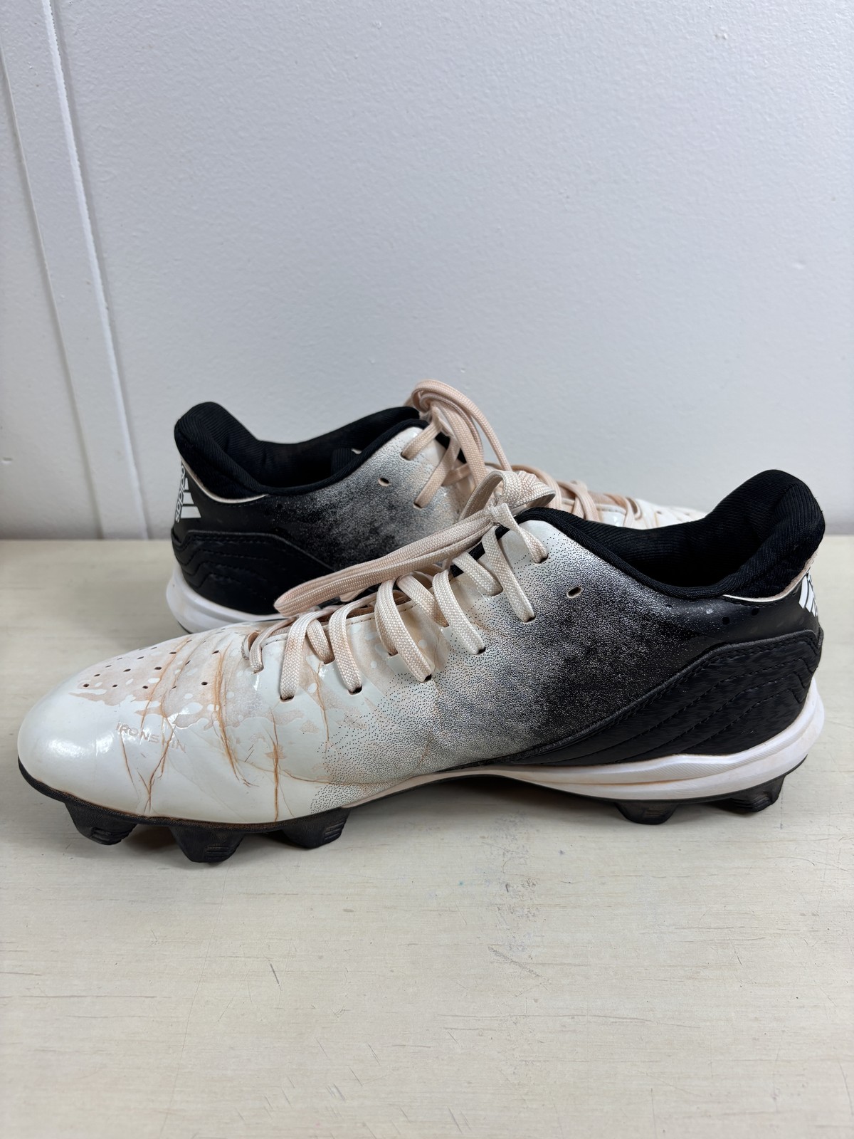 Adidas Ironskin Soccer Cleats Shoes Mens 9.5 Black White Firm Ground Football
