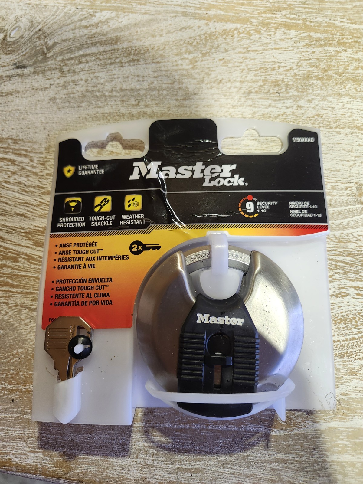 Master Lock M50XKAD Keyed Disc Padlock Security 9 Weather Resistant 2 Keys