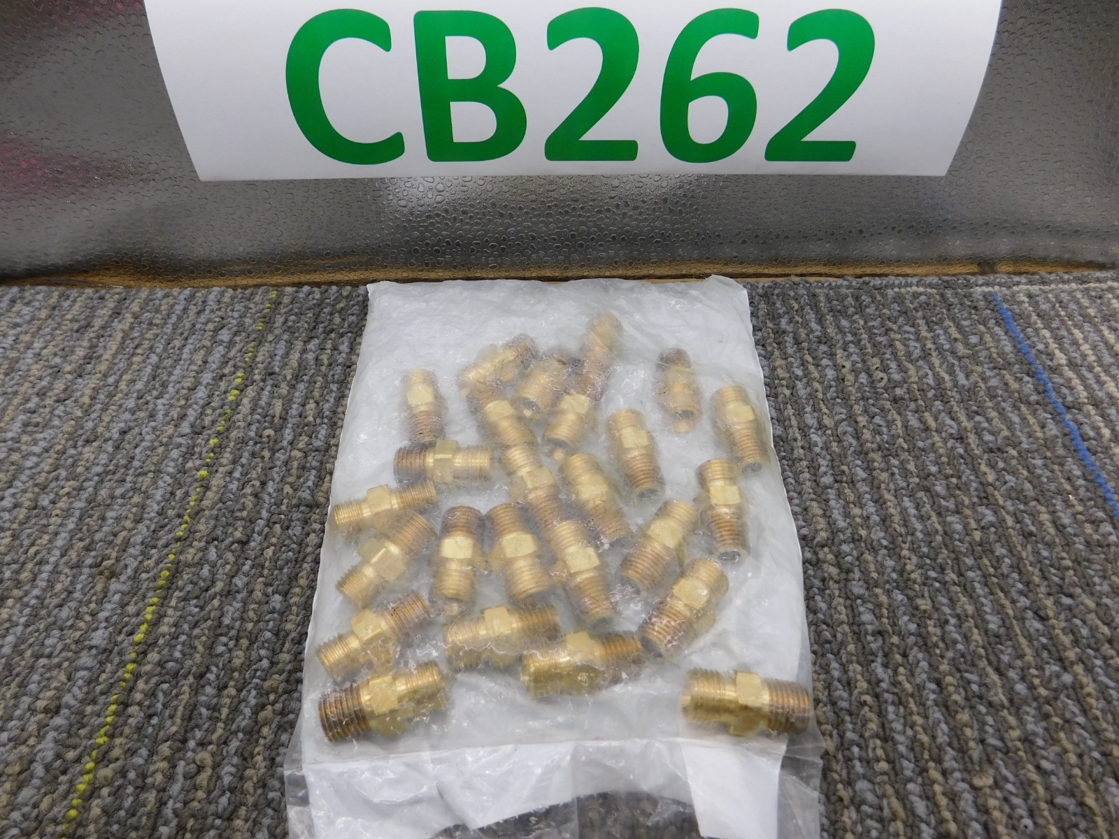 NEW 25-Pack Superior Products Brass 200psi B-28 Regulator Outlet Adapter