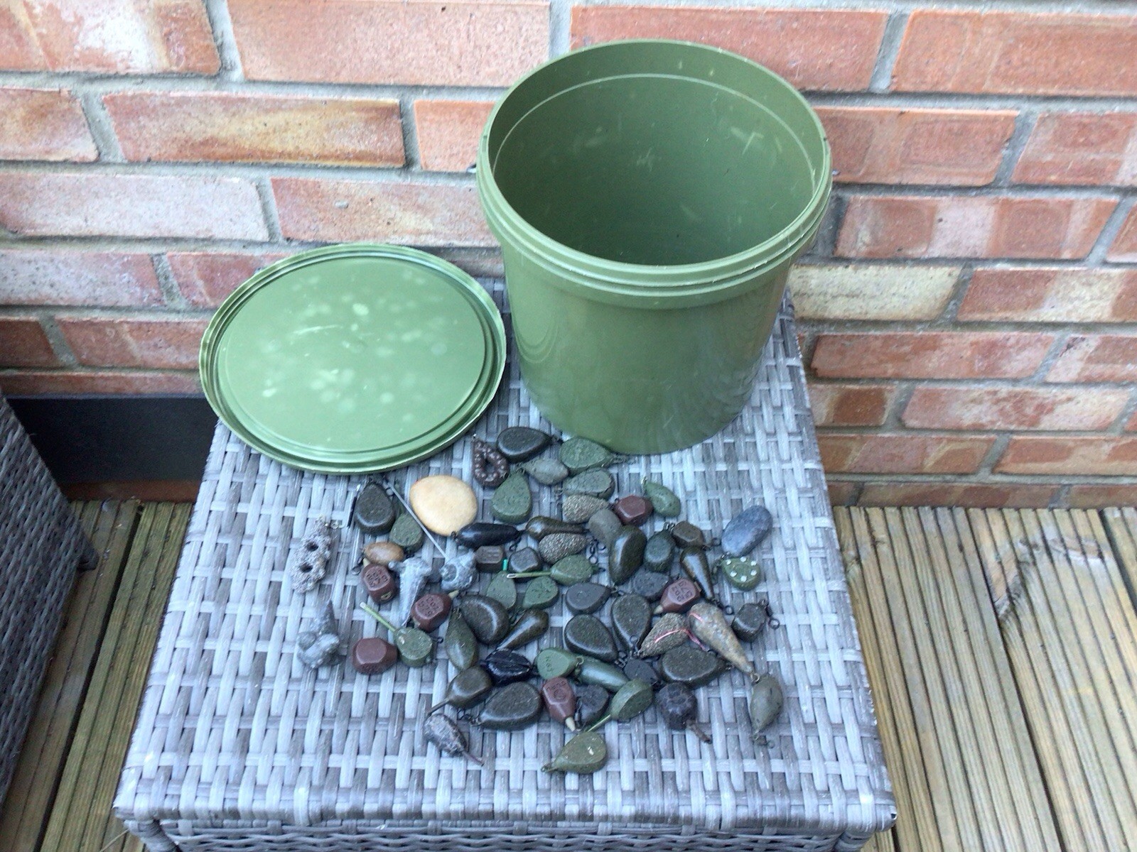 Bait Bucket With 61 Mixed Sized Carp Fishing Lead Weights Used Carp Fishing Gear
