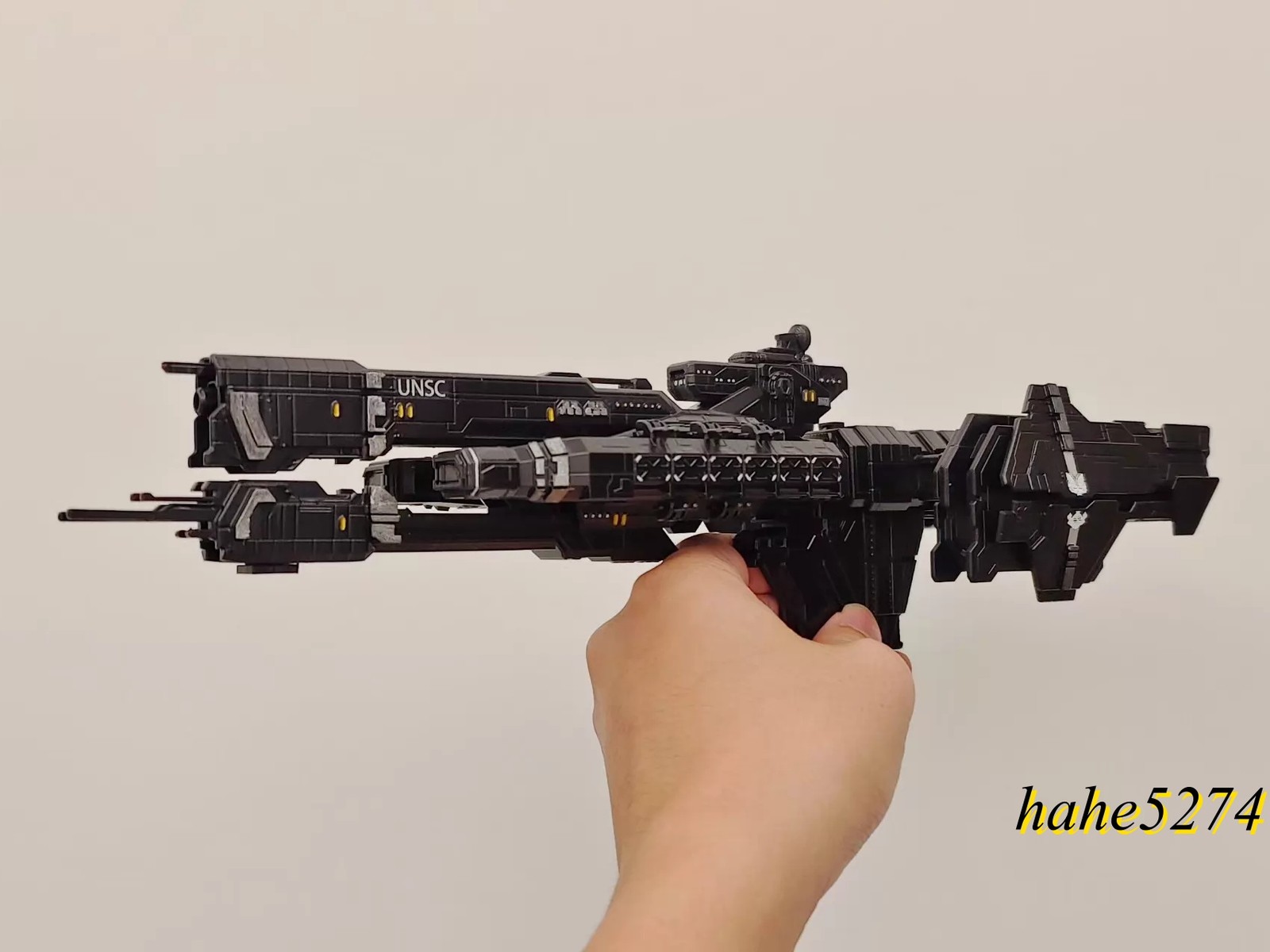 Halo UNSC Paris-class Heavy Frigate Painted Resin Finished Sci-Fi Display Model
