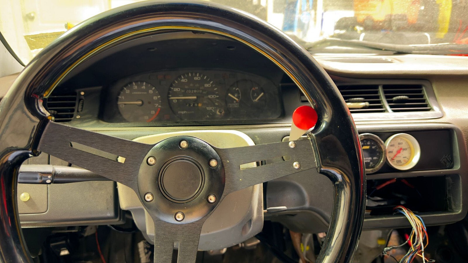 YourBoyJun Steering Wheel Button & Bracket Combo – 16 mm 10 A Push-Button Kit