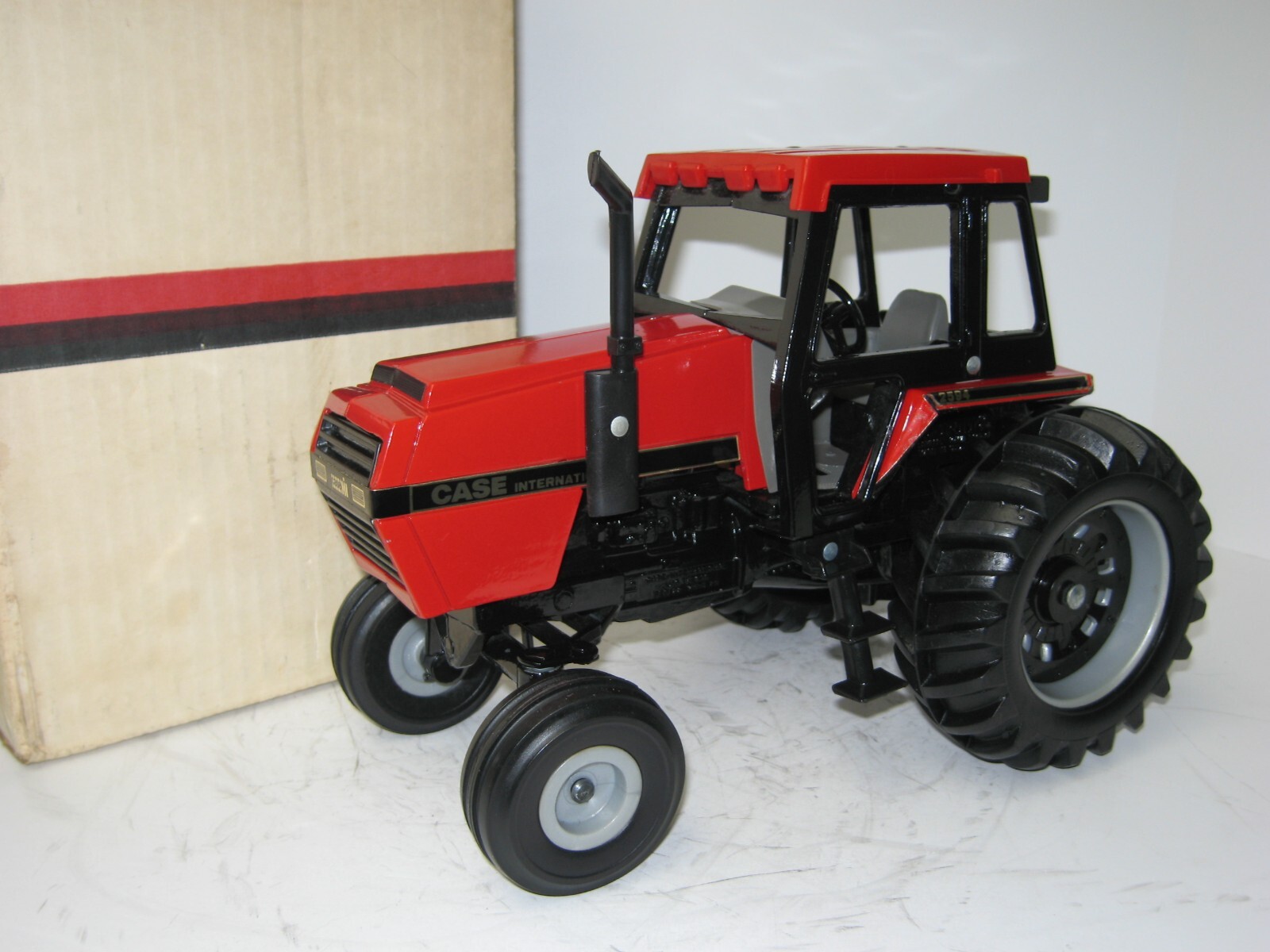 1/16 CASE I-H 2594 LAS VEGAS DEALER MEETING NIB