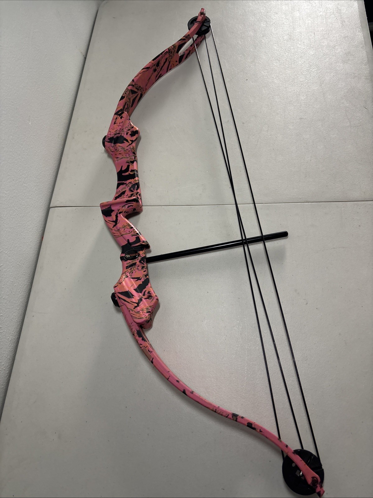 Compound Bow Pink Camo Right Handed Silent Strike Youth Right Handed