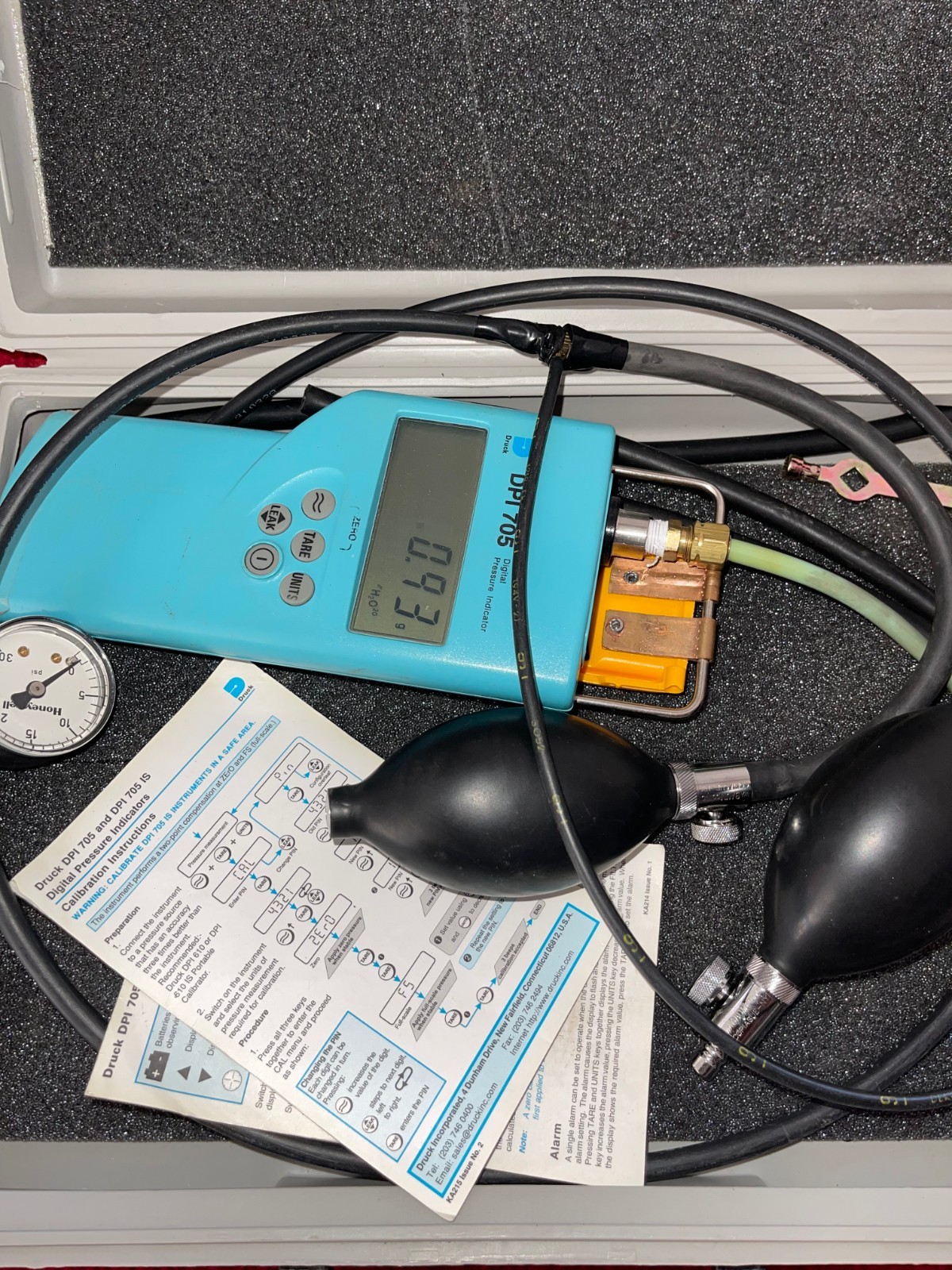 Druck DPI 705 Digital Pressure Indicator