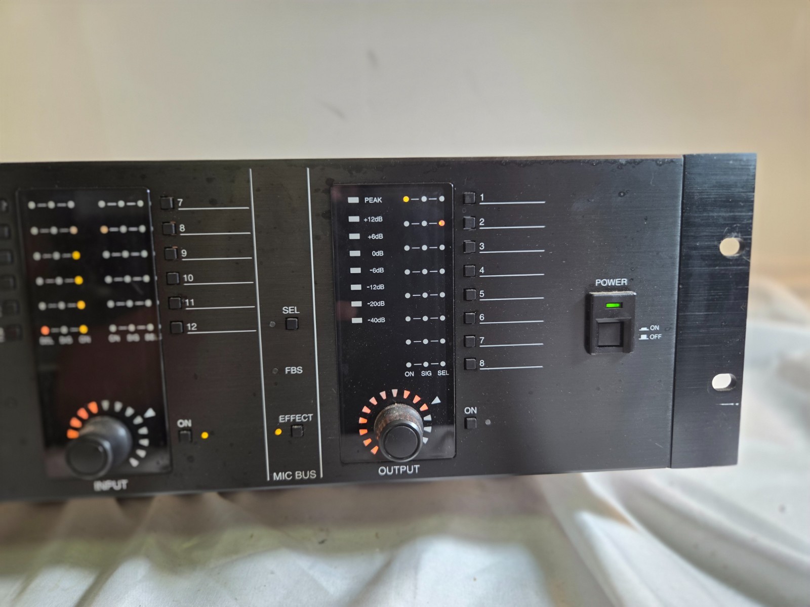 TOA D-901 Digital Matrix Mixer DSP 8 XLR Inputs 4 XLR Outputs Tested Working