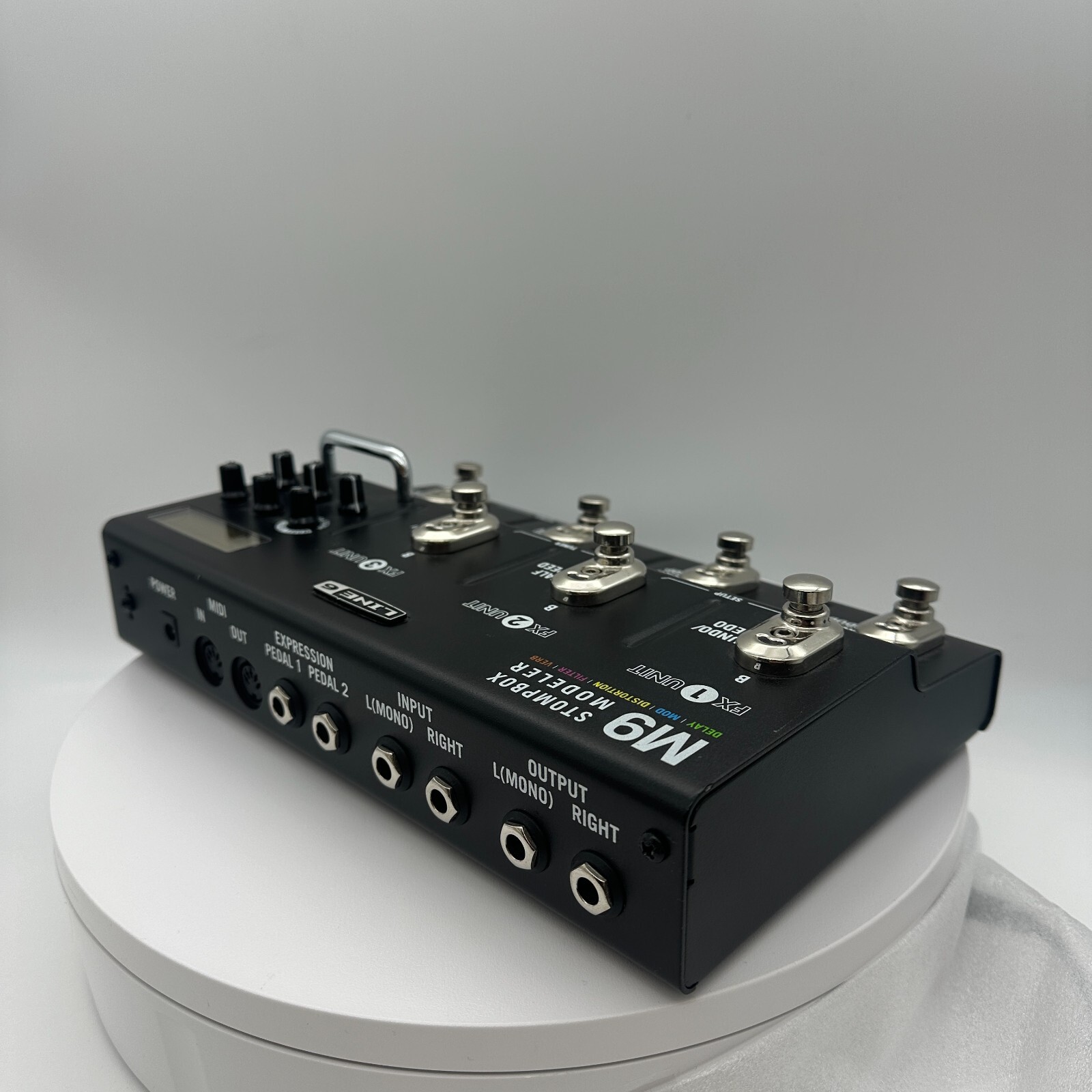 line6 M9 Stomp box Modeler multi effects Complete Accessories Good Condition