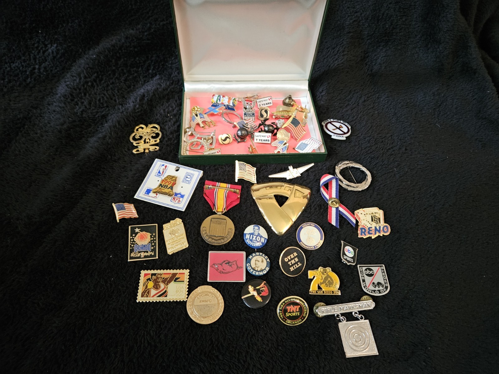 Huge Lot 56 Vintage Pins Brooches Buttons + Green Jewelry Case - Military US...
