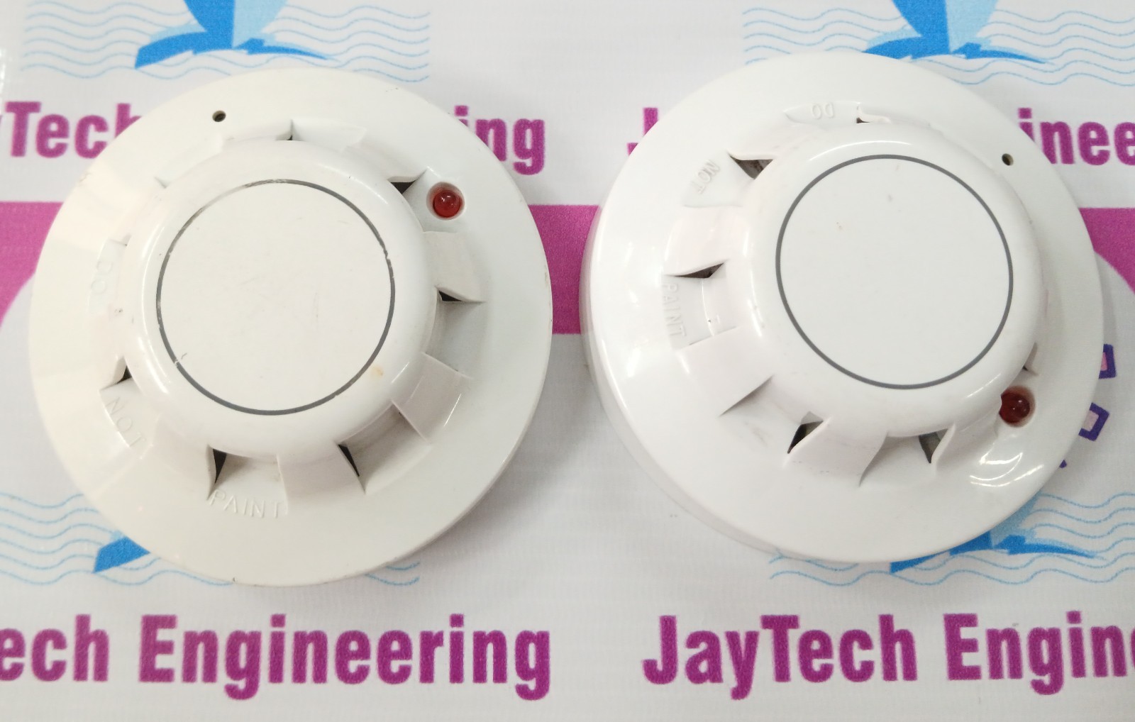 APOLLO 55000-200 APO SERIES 60 IONISATION SMOKE DETECTOR LOT OF 2