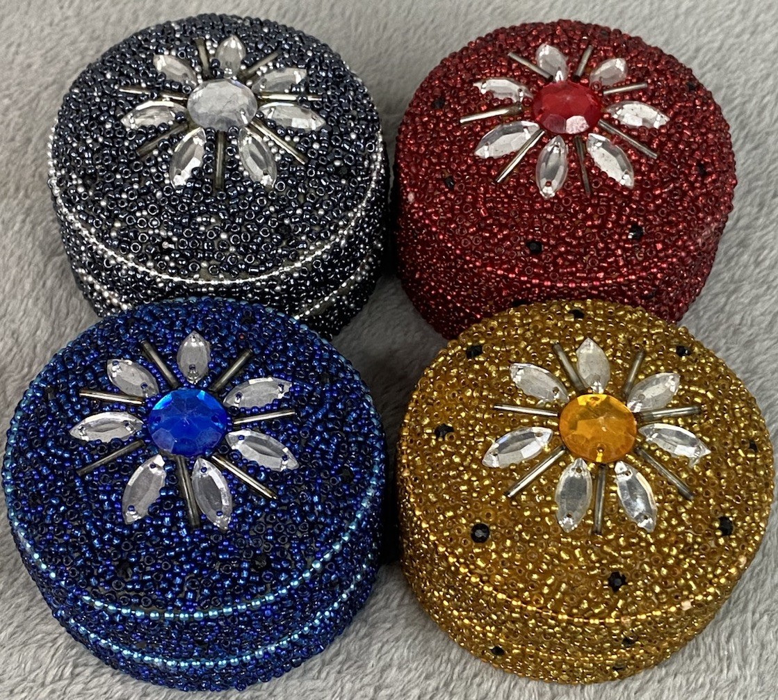 (4) Round Beaded Floral Design Trinket Boxes 3" x 3" NIB 2t