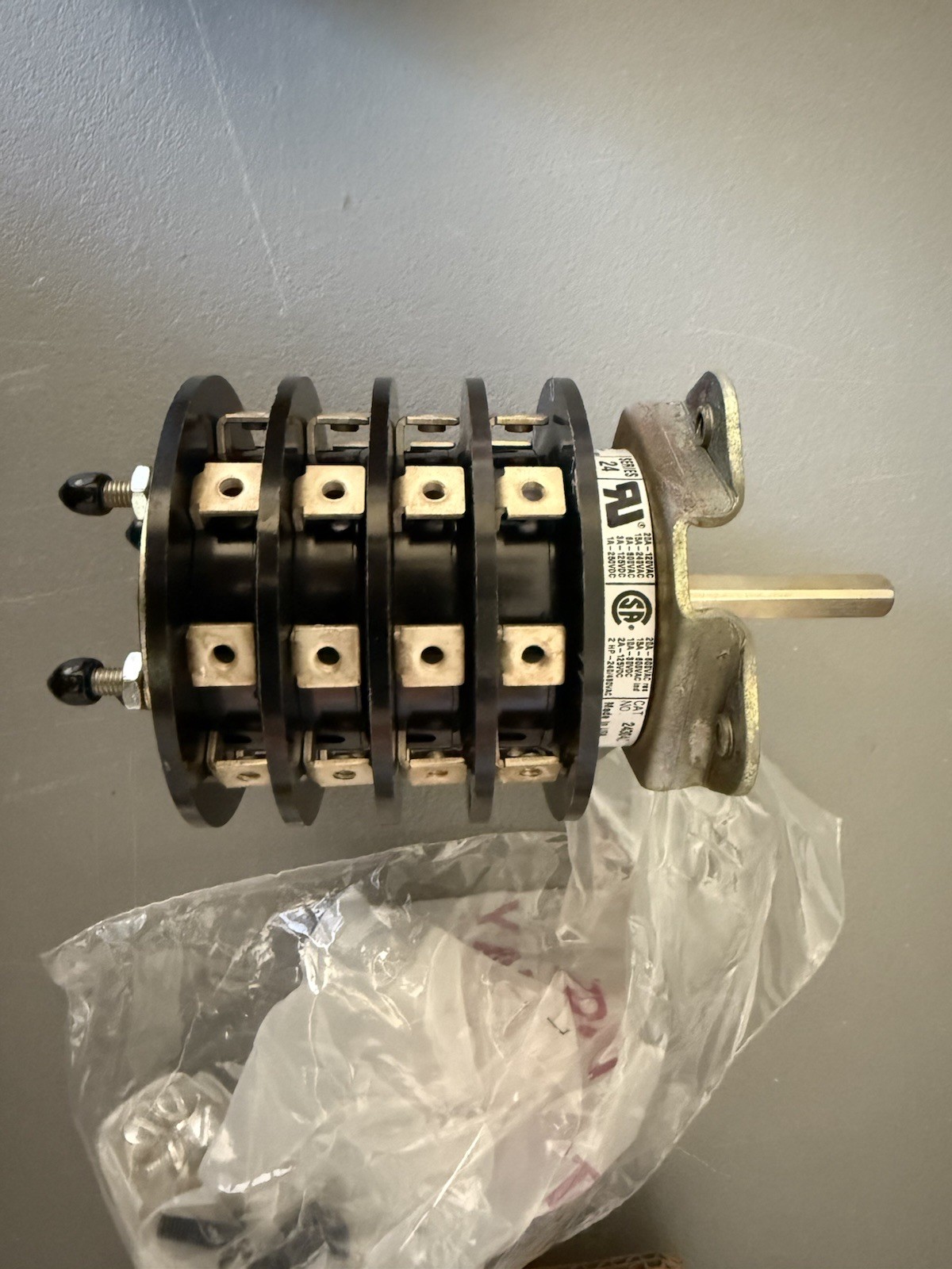 Series 24 ELECTROSWITCH 24304C Made In USA