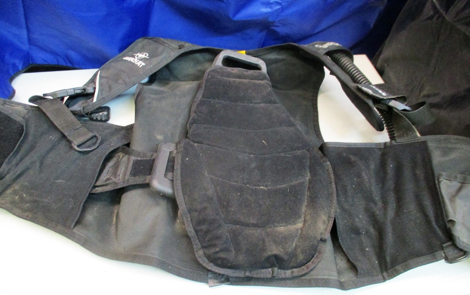 Beuchat Masterlift Equalizer Size M Buoyancy Compensator