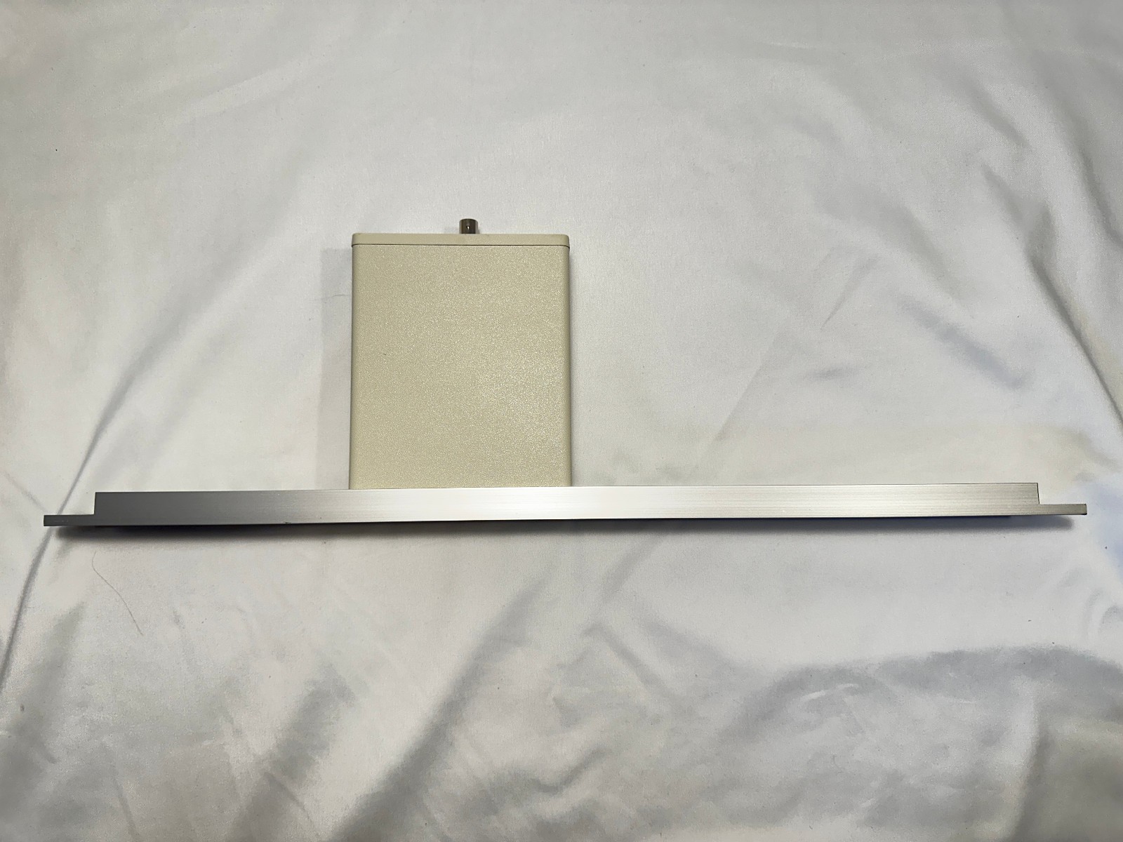 Masterclock TCD-200 Time Code Driven Clock w/Rack Mount
