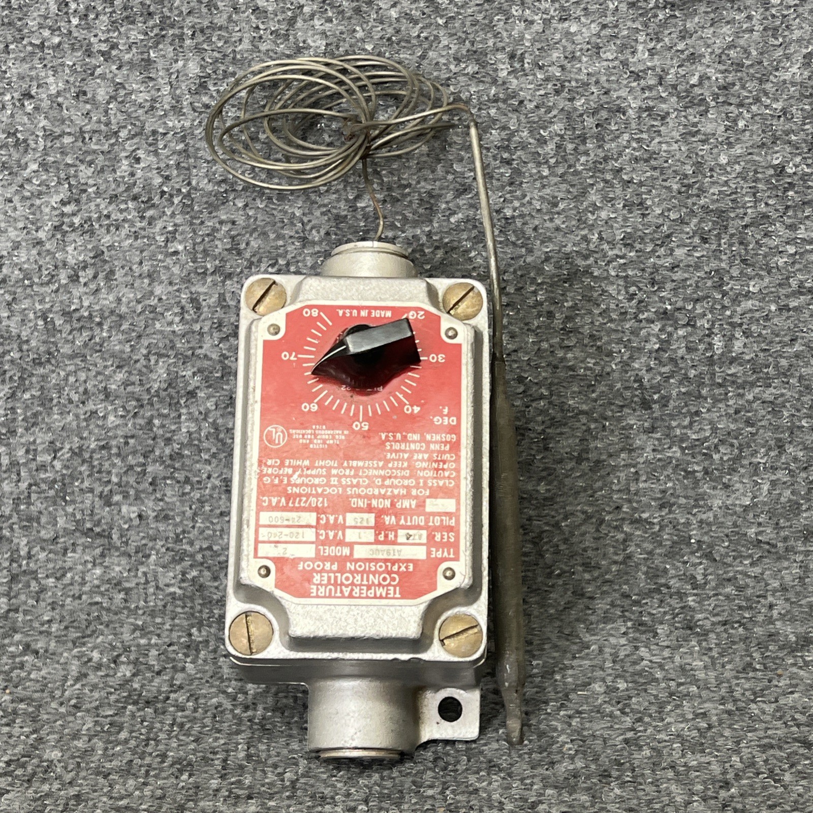 Johnson Controls A19AUC-2 120/240VAC 1HP Thermostat Temp Controller Hazardous Lo