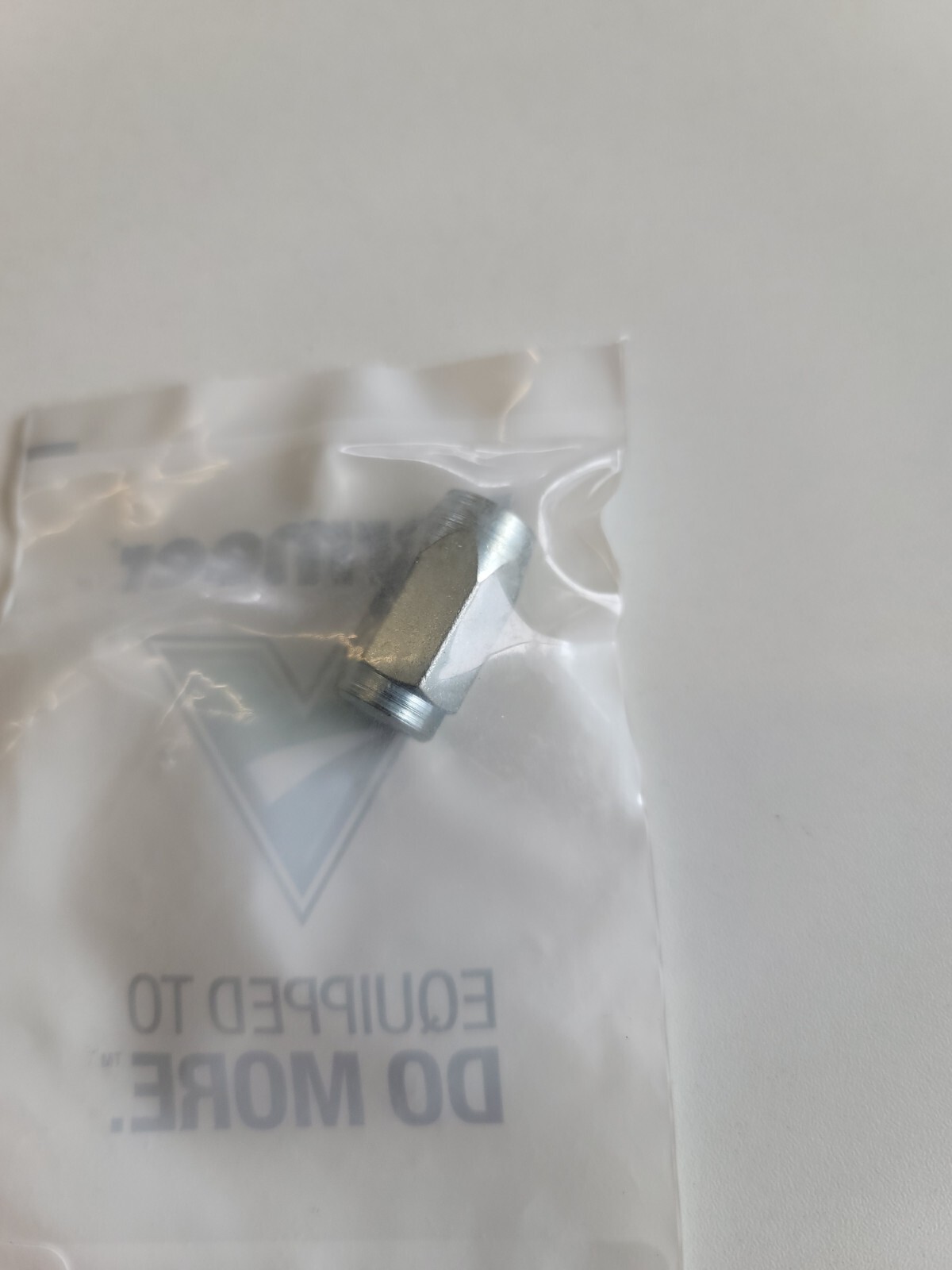621579001 Vermeer Fitting-Threaded Sleeve
