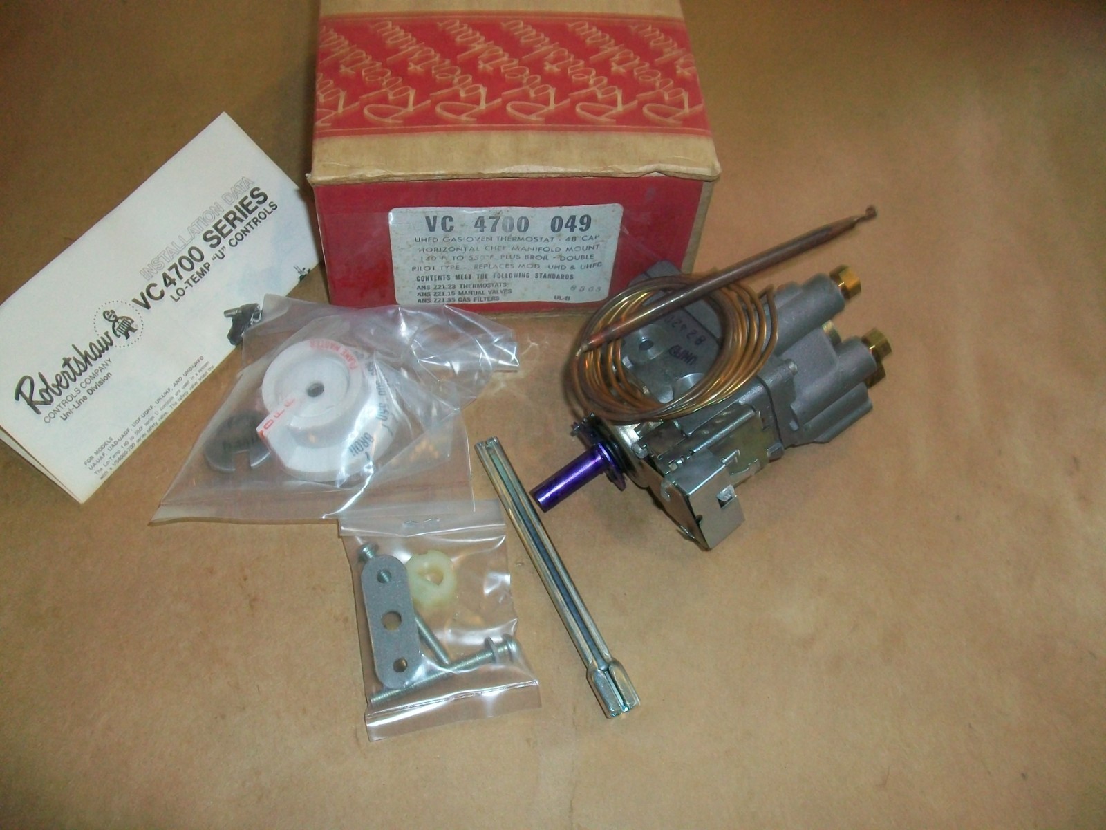 Robertshaw VC4700 049 Gas Oven Thermostat   48" CAP   140°-550°f   NEW