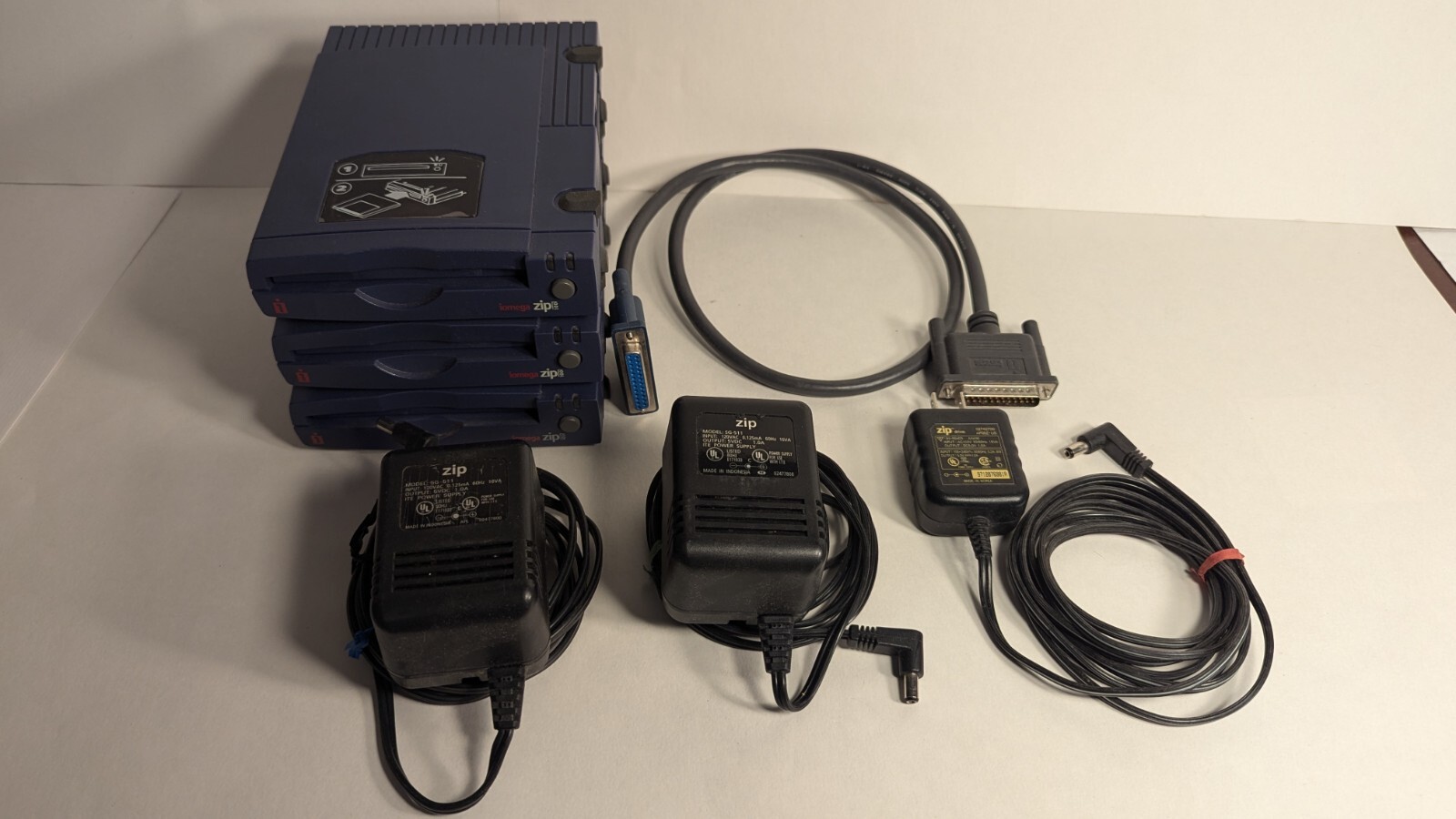 Iomega Zip drives lot of 3 with Power Adapters Z100P2 (2) and Z100PLUS (1)