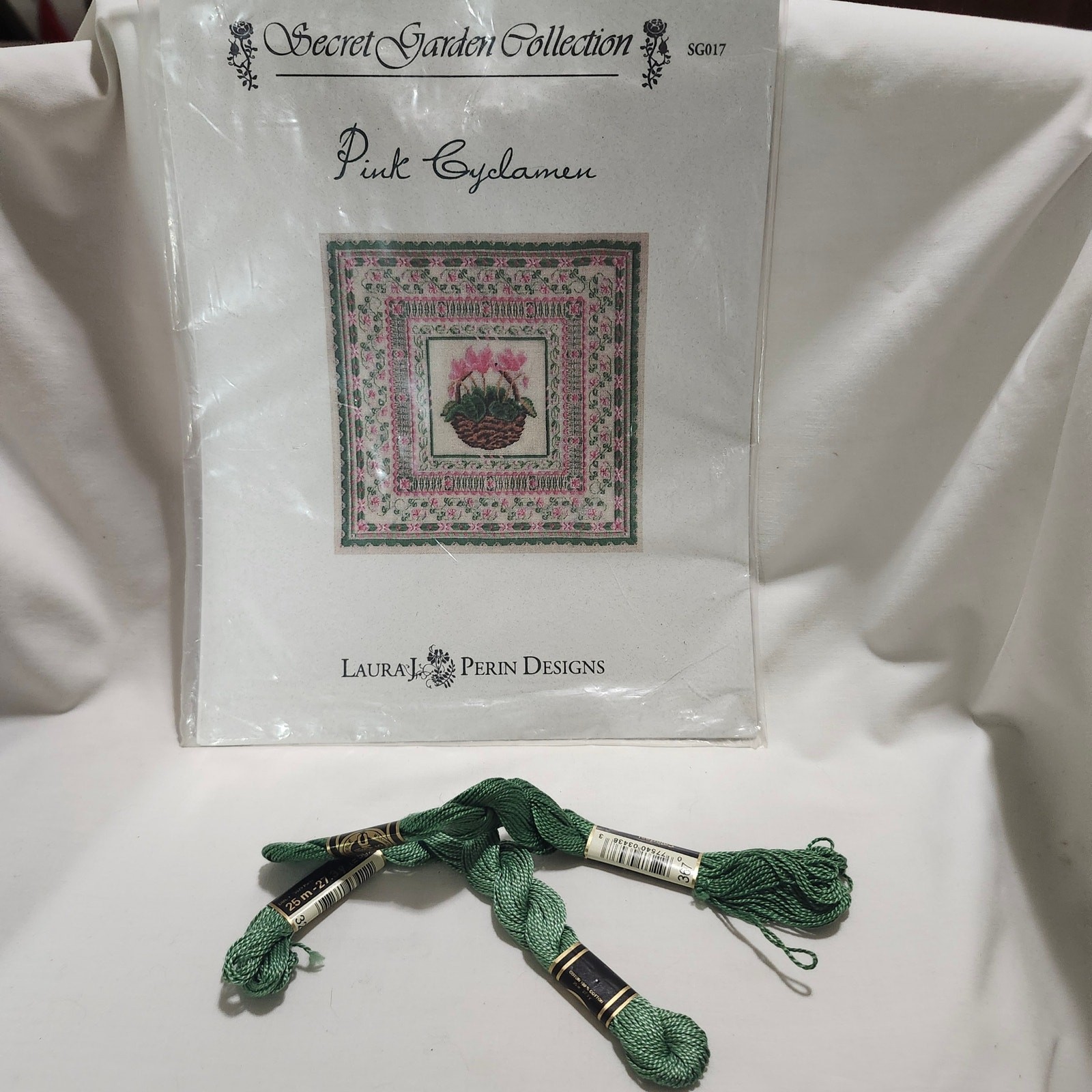 Pink Cyclamen Chart Laura Perin Secret Garden Collection SG017 252 x 252 B33