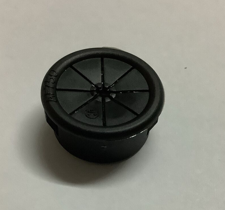 PETAL SHAPE ROUND 3/4" FLEXI GROMMET