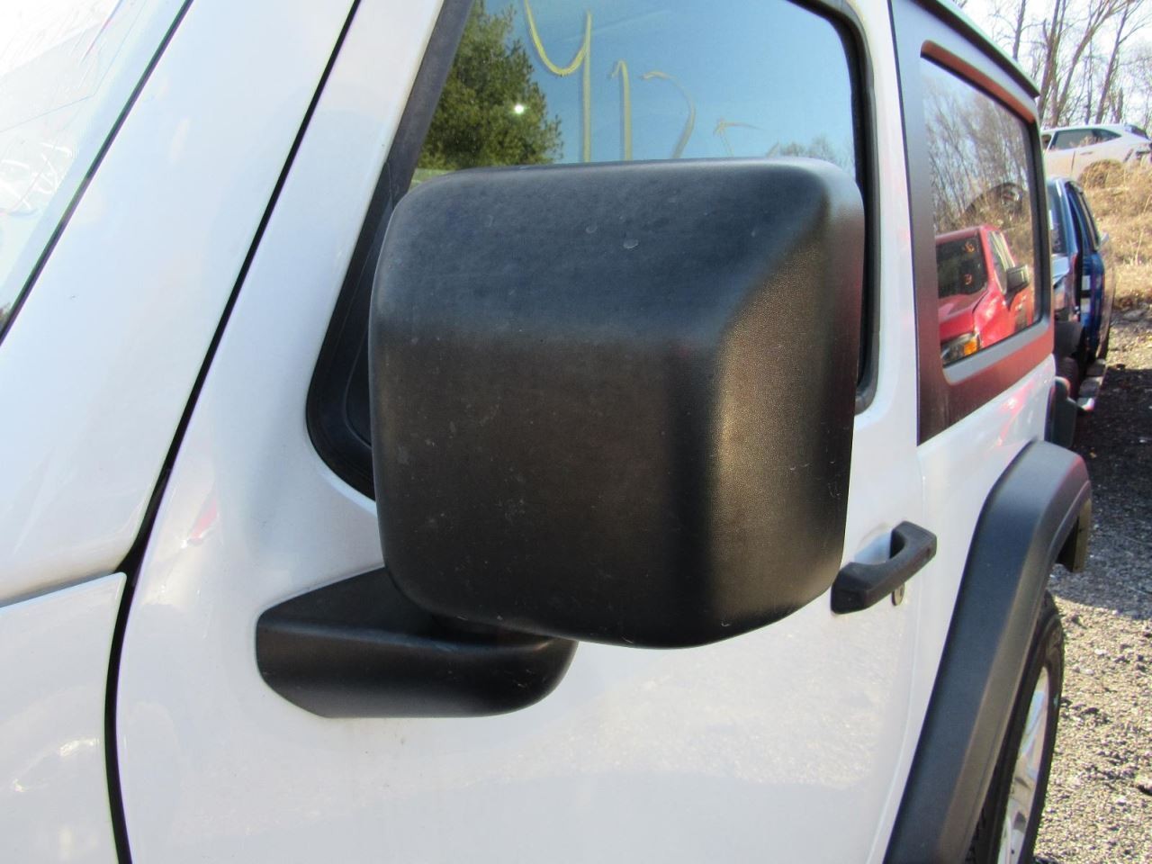 TJ 2019 Glove Box 1031423