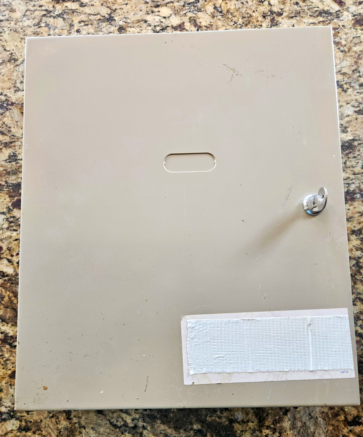 Honeywell Security Alarm Control Panel Metal Enclosure With KEY🔑