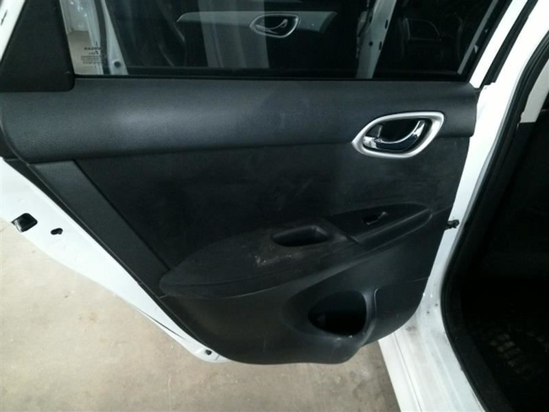 Driver Left Front Spindle/Knuckle Fits 11-25 LEAF 104636069