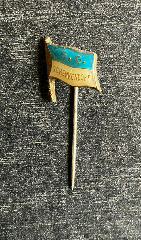 Old Brooch S.G. Schenkendorf