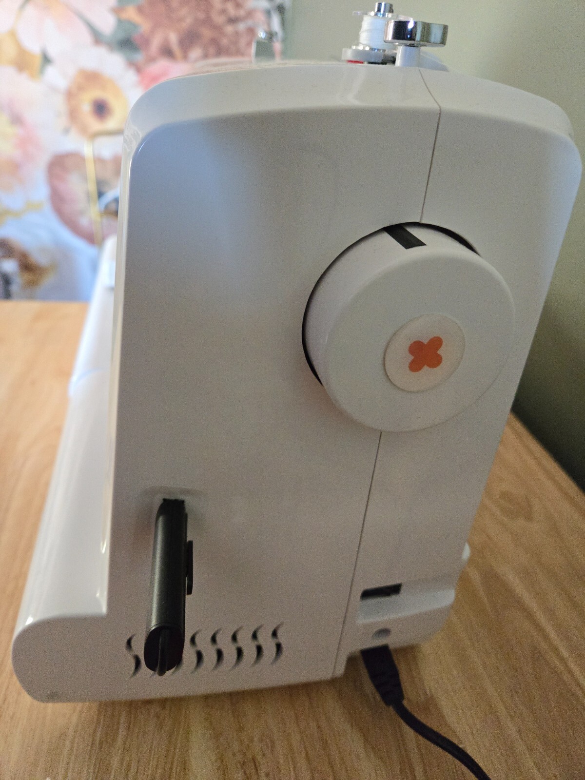 Single Needle Embroidery Machine